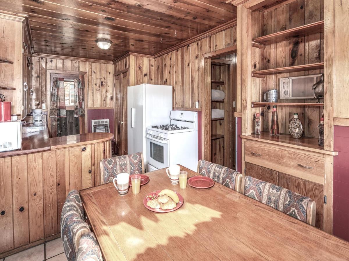 Country Cabin, 2 Bedrooms, Fireplace, Midtown, Sleeps 6 Руидозо Экстерьер фото